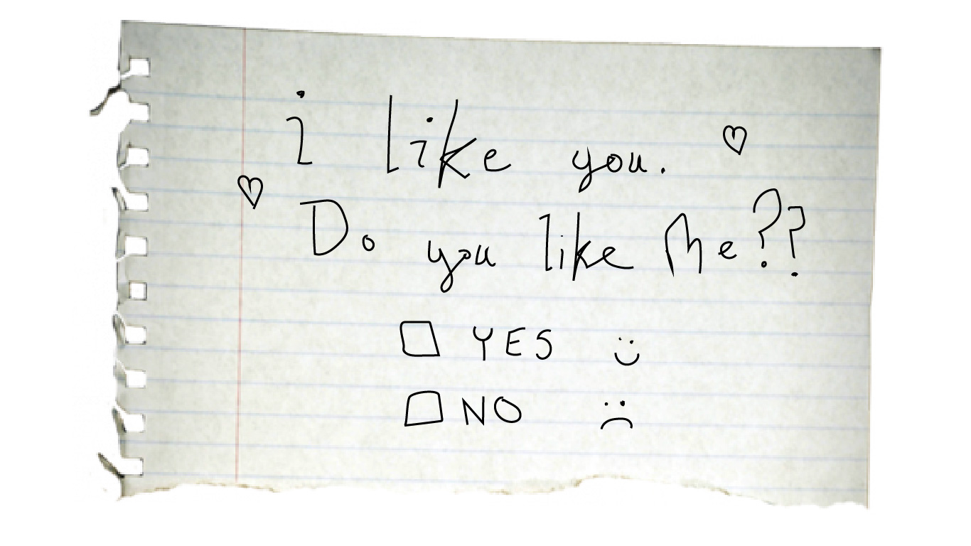 Hand written note says I like you, do you like me?
